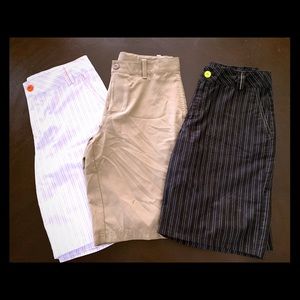 Youth large Under Armour golf shorts